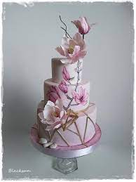 Wedding Cake With Magnolia Flowers By Blacksun Http Cakesdecor Com Cakes 316769 Wedding Cake With Magnolia Flowers Geometric Wedding Cakes Cake Floral Cake