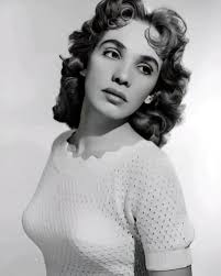 Magda Guzmán, born May 16, 1928 in Monterrey, Nuevo León, Mexico.  #magdaguzman #magdaguzmán