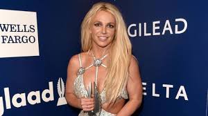 Submitted 12 hours ago by itsbizzlebitch. Britney Spears Debuts Pink Hair