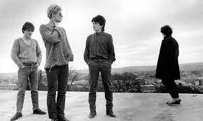 Andrea joined the firm in 2018. U2 Erster Livemitschnitt Der Band Aufgetaucht Udiscover Germany