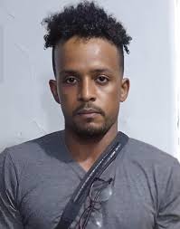 RD🇩🇴supuestamente. Miren la excelente formalidad y bien presentado el  profesor. Este pais esta de cerrar no ombe no 😡profesor de matemáticas la  embarazó y le hizo sacar el muchacho. Lo grande es