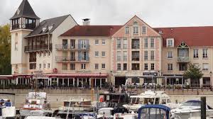 Le Millesime Du Port Restaurant Cergy 95000 Adresse Horaire Et Avis