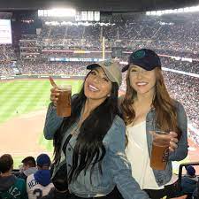 Baseball Game Outfit Mariners Seattle Baseballcap Baseball Game Outfits Baseball Outfit Seattle Mariners Outfit