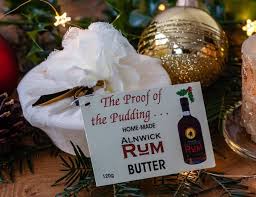 Rum / rhum essence atau sering di sebut flour rhum yang biasanya di pakai untuk membuat aroma khas pada kue black forest, isian kue soes, kue tart, kue red velvet, cheese cake dan fla pudding ini ternyata memiliki kandungan alkohol yang cukup tinggi, karena rhum adalah hasil fermentasi atau produk turunan dari cairan gula tebu, maka pada proses pembuatannya dapat menghasilkan kadar alkohol. Alnwick Rum Butter Christmas Pudding The Proof Of The Pudding