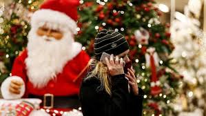 Non sono consentiti spostamenti per turismo in italia tra il 21 dicembre e il 6 gennaio». Nuovo Dpcm Natale No Spostamenti Tra Regioni Stop A Scuola E Sci La Stampa