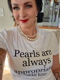 🚨 The Flash Sale is still goin' strong through Sunday! Up to 70% off while  supplies last (and y'all know how fast Scentsy gets snatched up 👀). I'm 10  orders away from