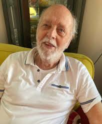 Following my post from the 8th of this month, I've been to see the  consultant today. It was good news that my bone and CT scans were clear and  the cancer hasn't