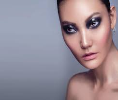 The House of Wellness Winter 2023 Magazine by Suddenly Content Agency