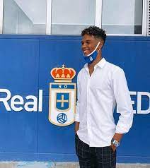 Samuel eto'o's son has been handed a trial with benfica trial and plans to become better than his legendary dad. Eto O Joins Real Oviedo Kick442