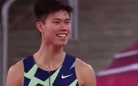 Filipino pole vaulter ej obiena takes us to his journey to the 2020 tokyo olympics. Watch Ej Obiena Wins Silver Breaks Philippines And Personal Pole Vault Records Good News Pilipinas