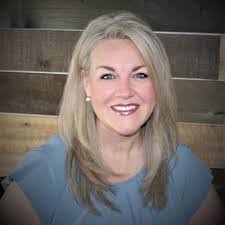 Tracy Bell's Instagram, Twitter & Facebook