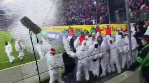 Daniel friedrich 64.300 views6 years ago. Kolner Platzsturm In Gladbach Monchengladbach 1 Fc Koln 14 02 2015 Youtube