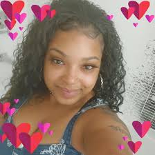 Ariana Grande celebrates her rising star award at Palm Springs Film  Festival 🤩