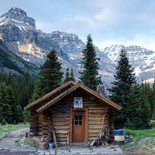 If you want to find a logcabin which is sensibly priced bespoke to your needs please give us a call. 5 Cosy Cabins For A Bc Getaway Explore Bc Super Natural Bc
