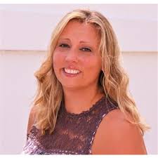 Tasha Easter, Kenosha, WI Real Estate Associate