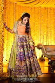 Now in pakistan, wedding ceremonies look charming with the variety of new pakistani dresses in mehndi. Mehndi Bridal Dress Design 2018 Off 52 Www Transanatolie Com