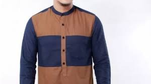 Ciri ciri untuk mengenali pakaian ini adalah adanya kerah di lingkaran leher dan adanya kancing di bagian model kemeja pria. Belanja Baju Lebaran Simak 5 Tips Memilih Baju Koko Yang Kekinian