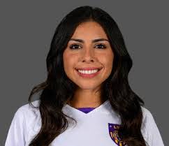 Mandy Heintz's Instagram, Twitter & Facebook