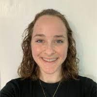 Danielle Usilton's Instagram, Twitter & Facebook