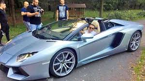 One major hit for the manele singer was at the '''neversea festival''' in 2019, when the swedish dj '''salvatore ganacci''' honored him by playing his famous song asa sunt zilele mele. Imagini Cu Averea Lui Adrian Minune ColecÅ£ia Masinilor De Lux Si Vilele FÄƒrÄƒ NumÄƒr Ale CantÄƒreÅ£ului