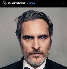 L'obiettivo è quello di tagliare tutti i capelli con una singola passata. Come Tagliare I Capelli A Un Uomo A Casa Amica