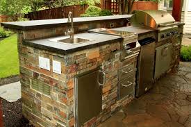 fully equipped outdoor kitchen