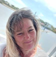 Who can sand, stain, and finish hardwood floors in Lawrence Park?