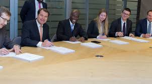 Latest us dollar to naira access bank exchange rate is ₦ 450 as of 16/07/2021 at location online. Access Bank A Loan To Promote Financing For Agribusinesses In Nigeria Choose Africa