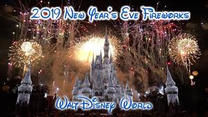 2019 New Year S Eve Fireworks Walt Disney World From The Hub Amazing Vie With Images New Years Eve Fireworks Walt Disney Word Walt Disney