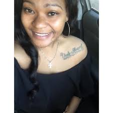 Monique is tied chilleeeee what y'all think Monique