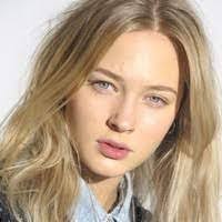 Lisa Garry's Instagram, Twitter & Facebook