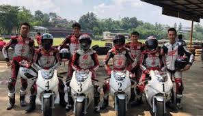 Pendaftaran sekolah avsec berlisensi resmi di indonesia. Begini Caranya Masuk Astra Honda Racing School 2019 Tmcblog Com