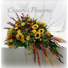 Vaughan's funeral service was held on august 31, 1990, at laurel land cemetery in dallas, texas. Deer Hunter S Casket Spray Corum S Flowers Gifts Serving Council Bluffs Omaha Since 1910