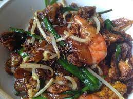 100 gram taugeh (tak letak) 4 biji telur bahan tumbuk: Sedap Nyer Kue Teow Goreng Dengan Kicap My Tasty Azie Kitchen