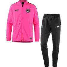 Große auswahl an sneaker, fußballschuhen und sportbekleidung. Nike Paris Saint Germain Trainingsanzug Herren Hyper Pink Black Black Black Im Online Shop Von Sportscheck Kaufen