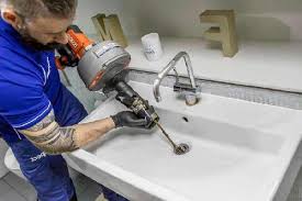 Vous pouvez utiliser (avec précautions) un produit déboucheur chimique, mais vous n'en n'avez pas forcément sous la main et il existe aussi d'autres solutions. Debouchage Canalisation Genval Deboucheur Prix Apd 79