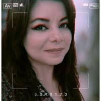 90+ "Perla Roman" profiles