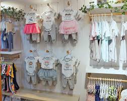 Baju wanita adalah pilihan yang tepat khususnya busana wanita kekinian. 11 Cara Memilih Baju Anak Blog Birds Bees