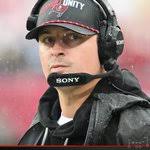 Enrique James (@1MANCAVE)