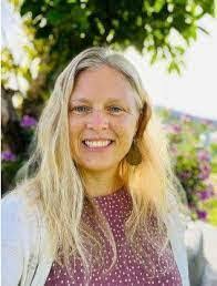 Angela Lingerfelt's Instagram, Twitter & Facebook