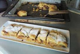 Die Kuchenschabe Die Klarapfel Sind Reif Kochen Und Backen Lebensmittel Essen Apfelkuchen Mit Hefeteig