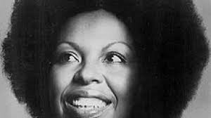 Roberta Cleopatra Flack (1937-2025)