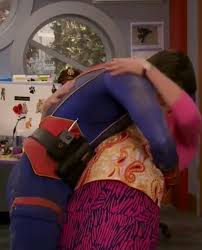 Captain Man Kissing Miss Shapen Henry Danger Photo 40321230 Fanpop