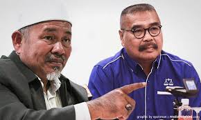 Sebut sahaja nama cameron highlands, pasti kita akan membayangkan kedinginan cuaca dan keenakan strawberi yang sinonim dengan pusat pelancongan tanah tinggi itu. Malaysiakini Pas Ikrar Bantu Bn Di Prk Cameron Highlands