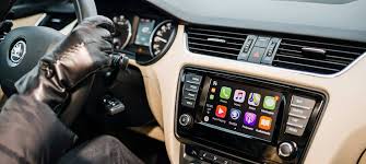 Both interfaces encourage voice commands with carplay using 'siri' to do your bidding and android auto using 'google now'. Apple Carplay An Introduction
