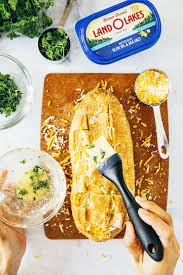 Small Batch Cheesy Garlic Bread Hummingbird High Recipe In 2020 Cheesy Garlic Bread Garlic Bread Cheesy Garlic Bread Recipe