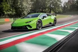 Zero to 60 mph in 2.2 seconds. Lamborghini Huracan Performante Rundenrekord Per Flugelschlag
