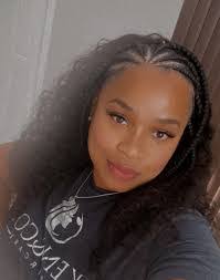 Allie Ochs's Instagram, Twitter & Facebook