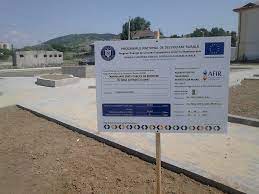 Realizarea unui panou cu informatii privind derularea proiectului. Proiecte Cu Fonduri Europene Raducom