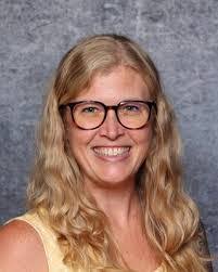 Haley Lind's Instagram, Twitter & Facebook